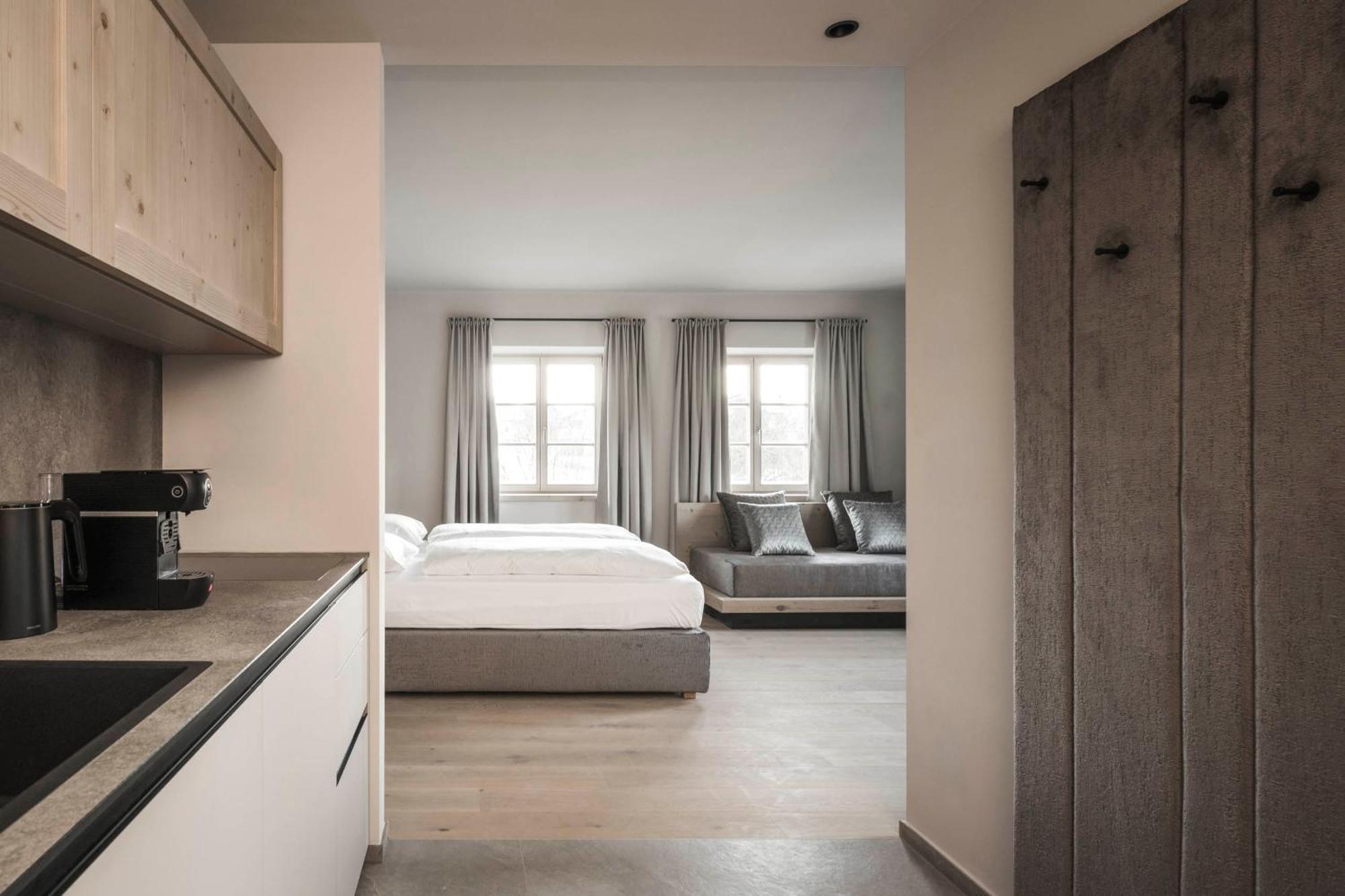 Hofergut Suites & Apartments Riscone Eksteriør billede