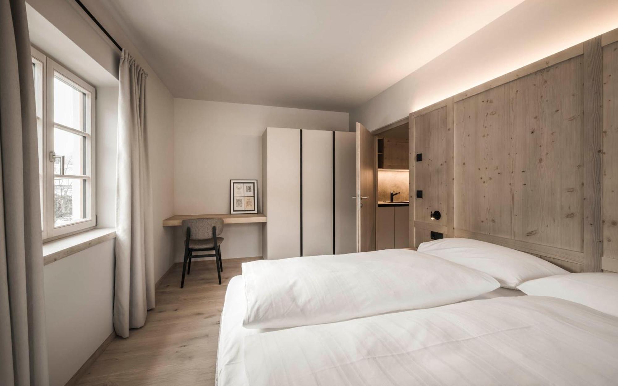 Hofergut Suites & Apartments Riscone Værelse billede